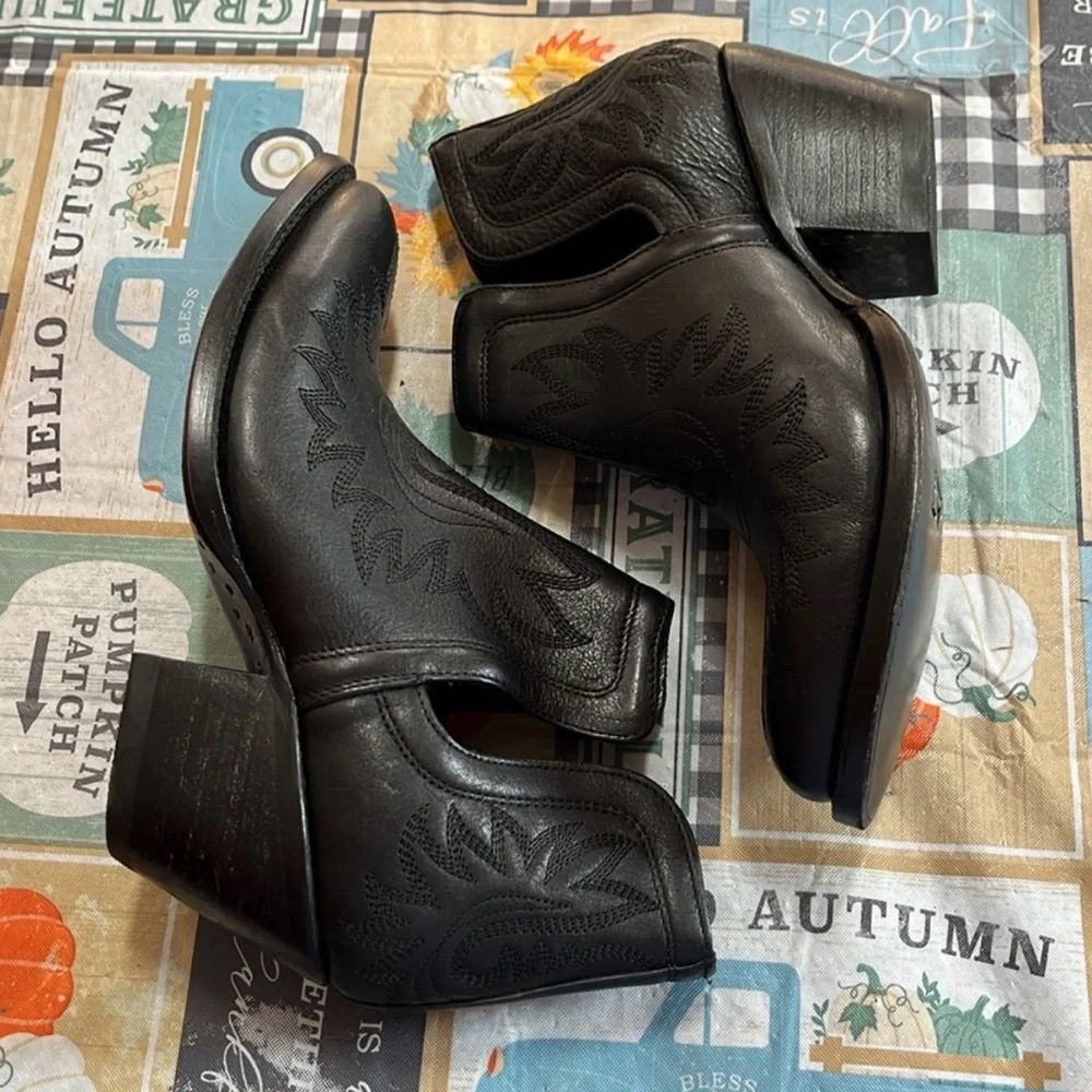 Ariat Dixon R Black Leather Western Ankle Boots Size 7B - Picture 3 of 8